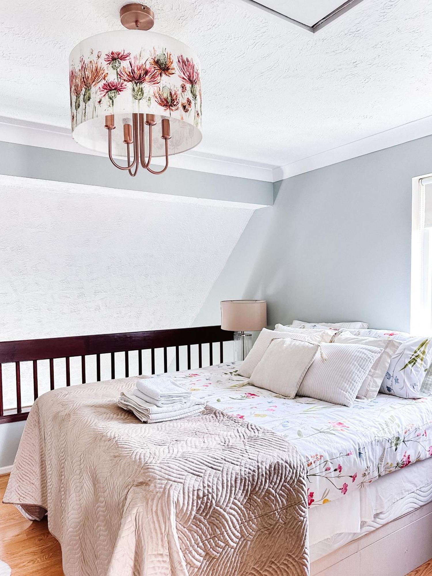 Beautiful Apartment In Guildford With Parking Send Ngoại thất bức ảnh